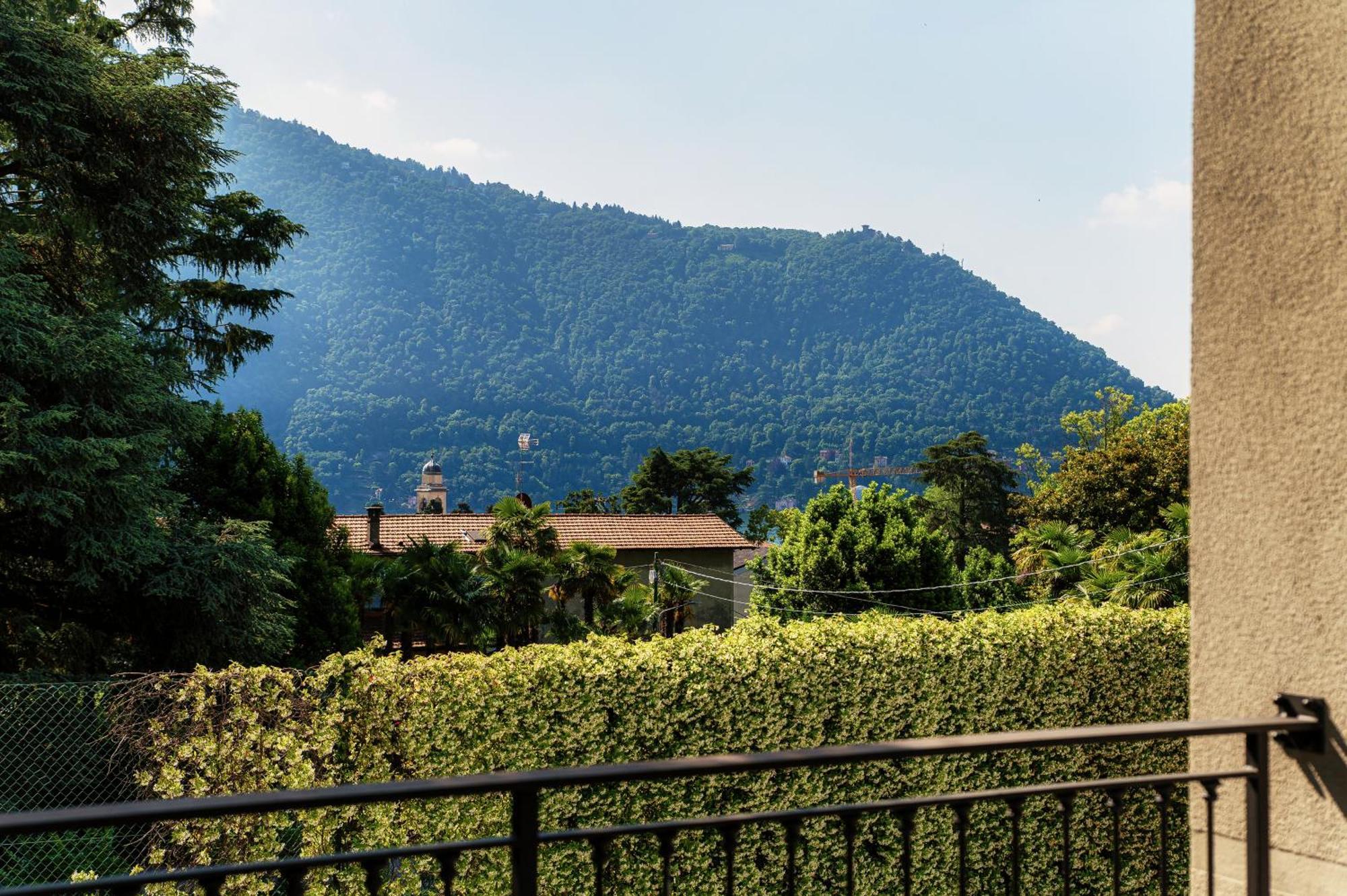 Hotel Ristorante La Vignetta Cernobbio Buitenkant foto