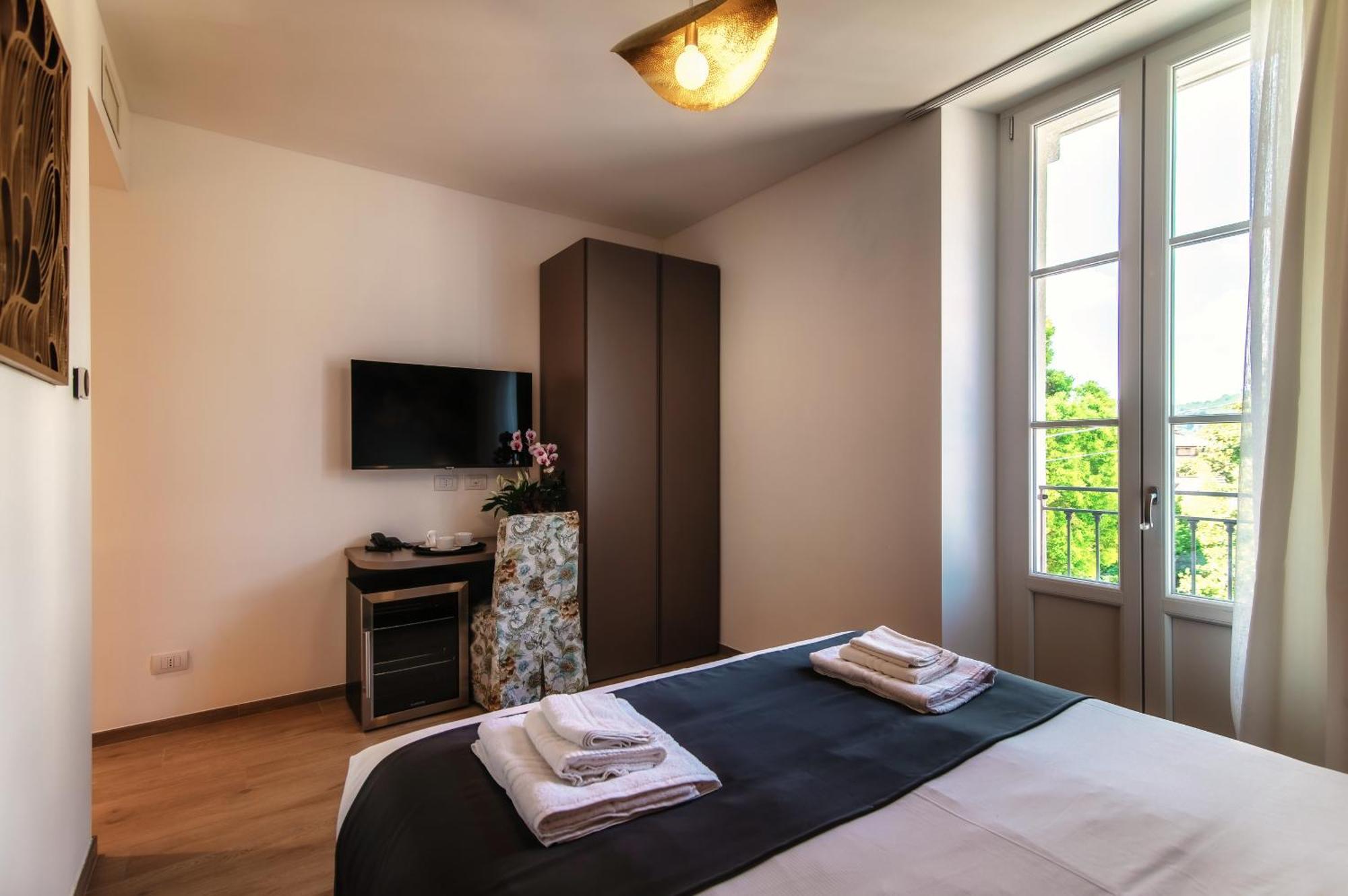 Hotel Ristorante La Vignetta Cernobbio Buitenkant foto