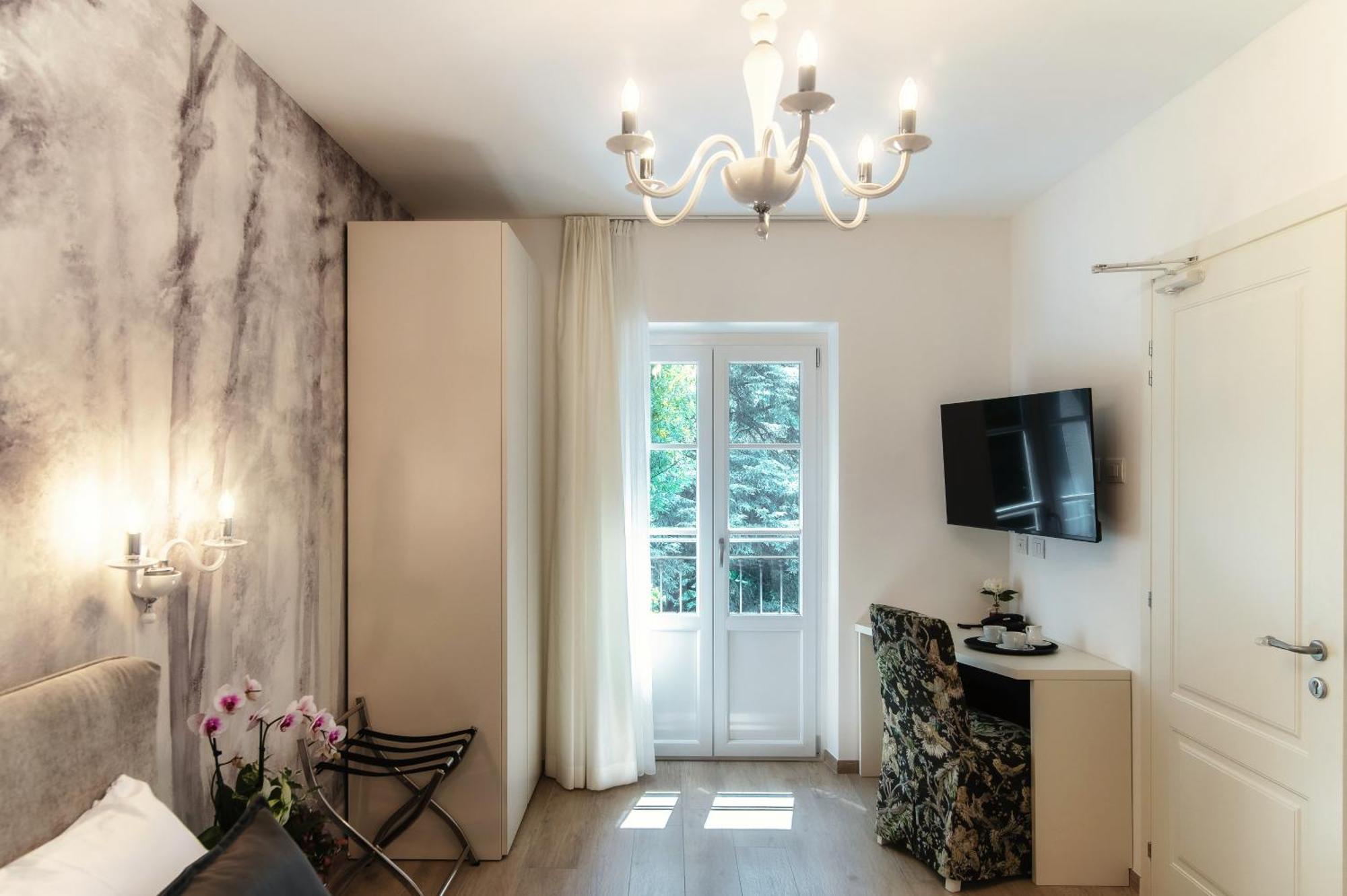 Hotel Ristorante La Vignetta Cernobbio Buitenkant foto